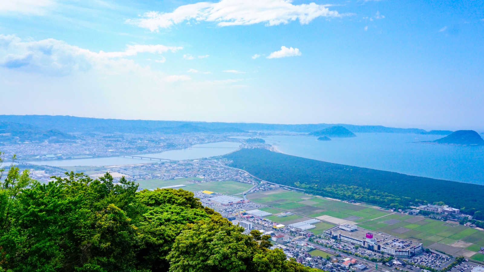 佐賀空港のレンタカー選びで確認したいポイント｜送迎時間・営業時間・サービス内容を比較